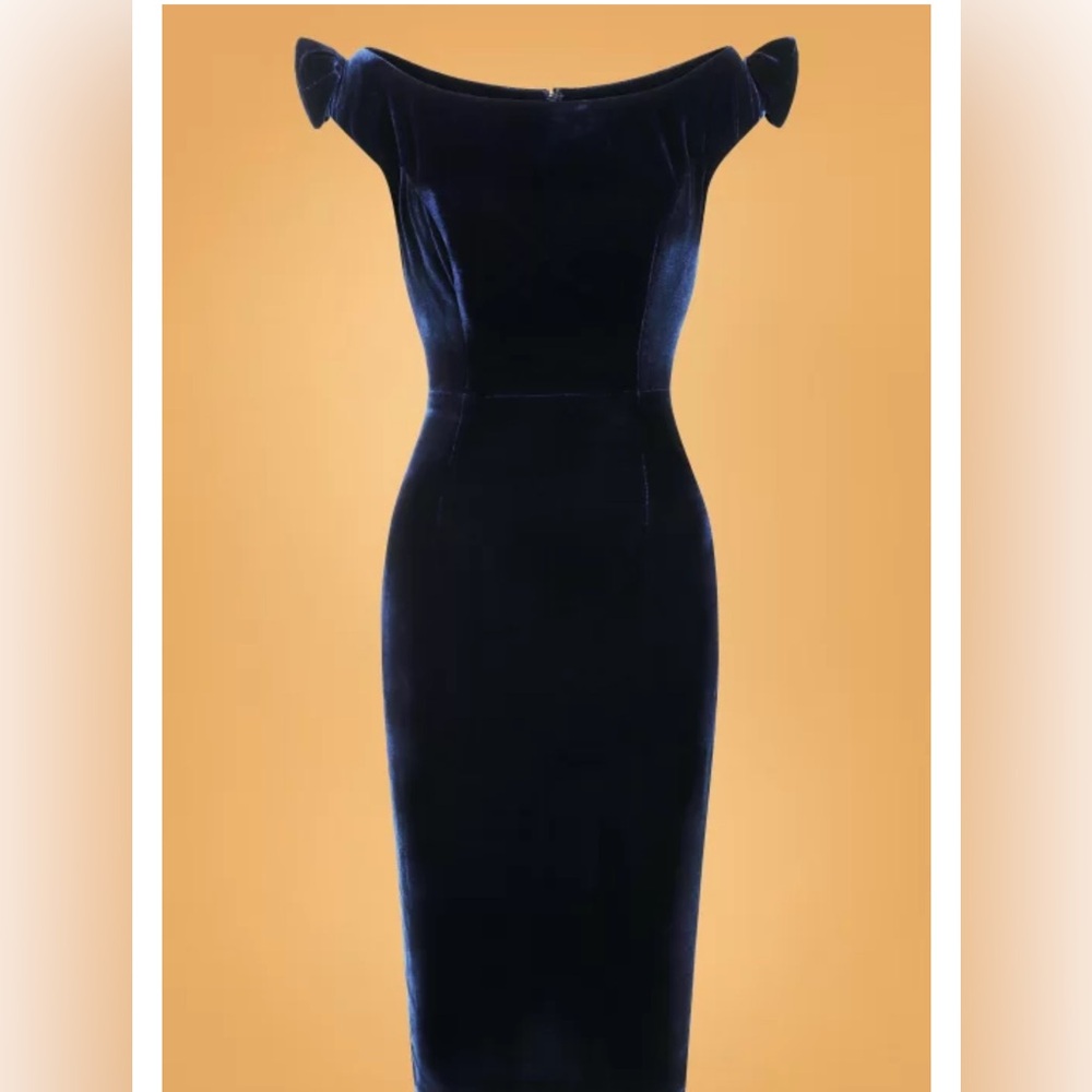 Collectif Suanna Midnight Blue velvet Strapless Dress